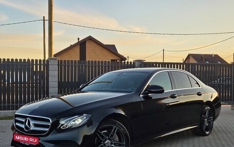 Mercedes-Benz E-Класс, 2019 год, 2 990 000 рублей, 2 фотография