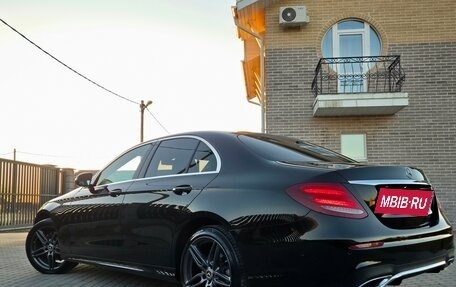 Mercedes-Benz E-Класс, 2019 год, 2 990 000 рублей, 12 фотография