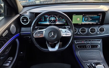 Mercedes-Benz E-Класс, 2019 год, 2 990 000 рублей, 18 фотография