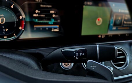 Mercedes-Benz E-Класс, 2019 год, 2 990 000 рублей, 31 фотография