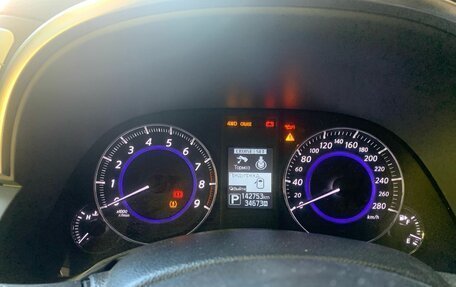 Infiniti QX70, 2014 год, 2 950 000 рублей, 6 фотография