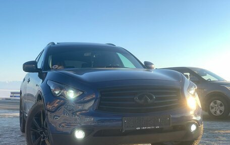 Infiniti QX70, 2014 год, 2 950 000 рублей, 2 фотография