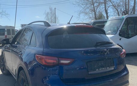 Infiniti QX70, 2014 год, 2 950 000 рублей, 3 фотография