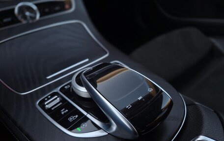 Mercedes-Benz E-Класс, 2019 год, 2 990 000 рублей, 36 фотография