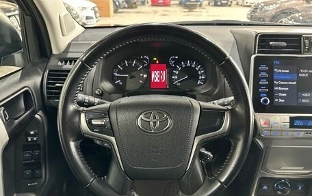 Toyota Land Cruiser Prado 150 рестайлинг 2, 2021 год, 4 590 000 рублей, 29 фотография