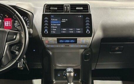 Toyota Land Cruiser Prado 150 рестайлинг 2, 2021 год, 4 590 000 рублей, 28 фотография