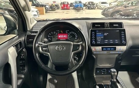 Toyota Land Cruiser Prado 150 рестайлинг 2, 2021 год, 4 590 000 рублей, 30 фотография