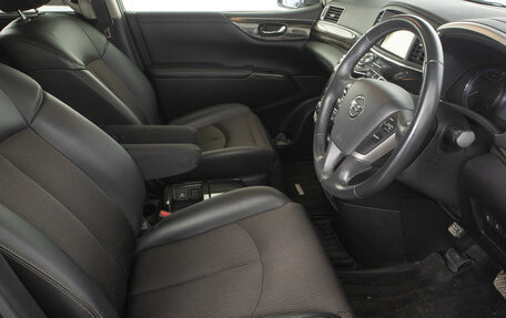 Nissan Elgrand III, 2018 год, 2 899 000 рублей, 9 фотография