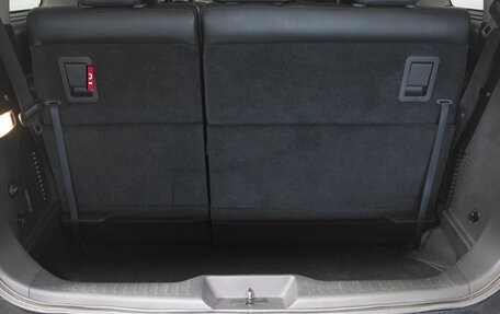 Nissan Elgrand III, 2018 год, 2 899 000 рублей, 8 фотография