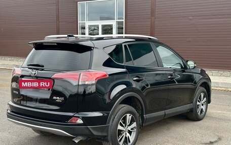 Toyota RAV4, 2016 год, 2 255 000 рублей, 12 фотография
