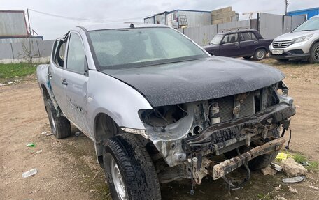 Mitsubishi L200 IV рестайлинг, 2013 год, 450 000 рублей, 2 фотография
