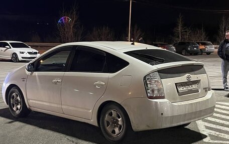 Toyota Prius, 2008 год, 650 000 рублей, 3 фотография