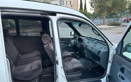 Renault Kangoo II рестайлинг, 2002 год, 395 000 рублей, 8 фотография