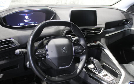 Peugeot 3008 II, 2019 год, 1 850 000 рублей, 10 фотография