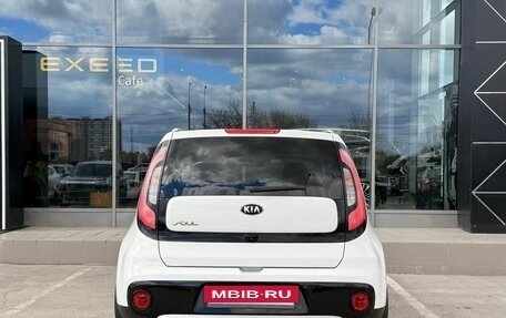 KIA Soul II рестайлинг, 2018 год, 1 670 000 рублей, 6 фотография