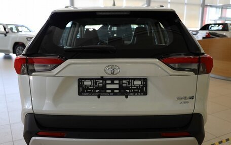 Toyota RAV4, 2023 год, 4 999 000 рублей, 6 фотография