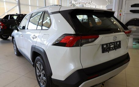 Toyota RAV4, 2023 год, 4 999 000 рублей, 7 фотография