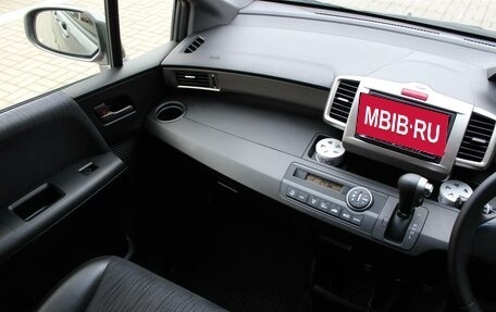 Honda Freed I, 2012 год, 1 370 000 рублей, 18 фотография
