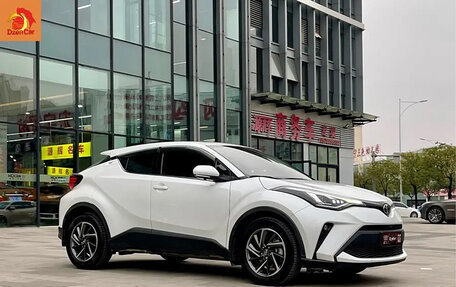 Toyota C-HR I рестайлинг, 2021 год, 1 620 000 рублей, 3 фотография