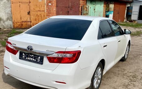 Toyota Camry, 2012 год, 850 000 рублей, 6 фотография