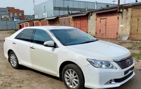 Toyota Camry, 2012 год, 850 000 рублей, 8 фотография