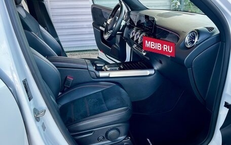 Mercedes-Benz GLB AMG, 2022 год, 4 050 000 рублей, 10 фотография
