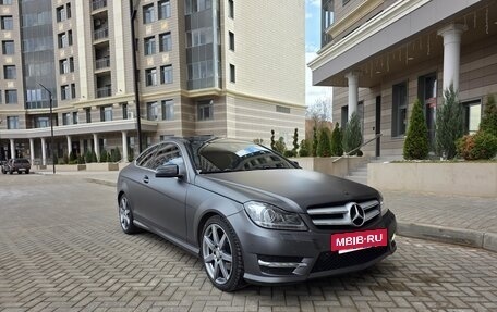 Mercedes-Benz C-Класс, 2011 год, 1 300 000 рублей, 5 фотография