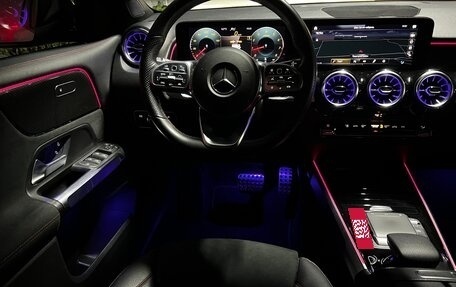 Mercedes-Benz GLB AMG, 2022 год, 4 050 000 рублей, 25 фотография