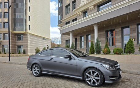 Mercedes-Benz C-Класс, 2011 год, 1 300 000 рублей, 6 фотография