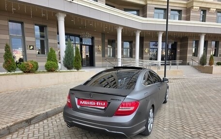 Mercedes-Benz C-Класс, 2011 год, 1 300 000 рублей, 9 фотография