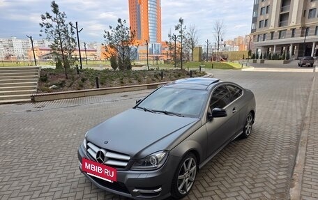 Mercedes-Benz C-Класс, 2011 год, 1 300 000 рублей, 18 фотография
