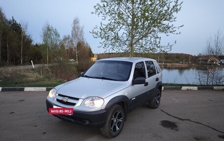 Chevrolet Niva I рестайлинг, 2012 год, 485 000 рублей, 3 фотография