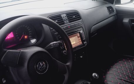 Volkswagen Polo VI (EU Market), 2011 год, 315 000 рублей, 8 фотография