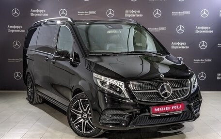 Mercedes-Benz V-Класс, 2022 год, 10 400 000 рублей, 3 фотография