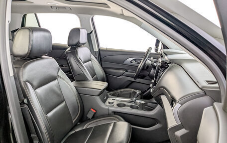 Chevrolet Traverse II, 2018 год, 2 600 000 рублей, 25 фотография