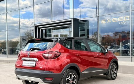 Renault Kaptur I рестайлинг, 2018 год, 1 610 000 рублей, 5 фотография