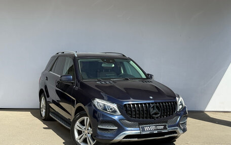 Mercedes-Benz GLE, 2016 год, 4 300 000 рублей, 19 фотография