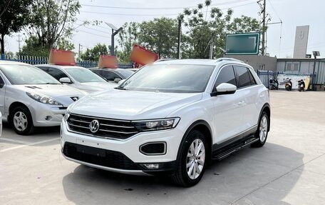 Volkswagen T-Roc I, 2021 год, 1 315 700 рублей, 1 фотография