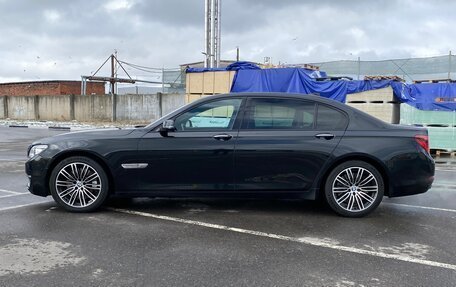 BMW 7 серия, 2014 год, 3 200 000 рублей, 2 фотография