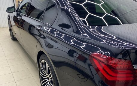 BMW 7 серия, 2014 год, 3 200 000 рублей, 7 фотография