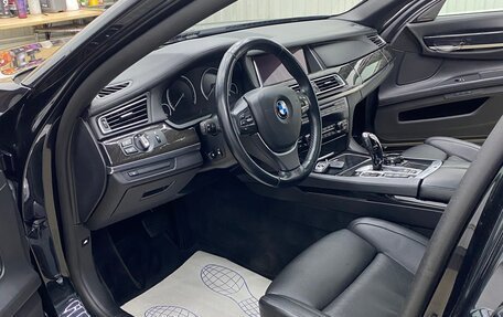 BMW 7 серия, 2014 год, 3 200 000 рублей, 8 фотография