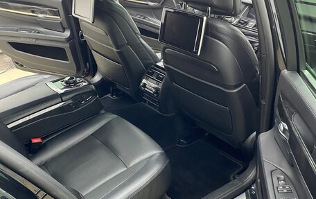 BMW 7 серия, 2014 год, 3 200 000 рублей, 11 фотография