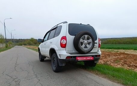 Chevrolet Niva I рестайлинг, 2015 год, 690 000 рублей, 4 фотография