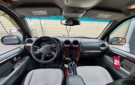 GMC Envoy, 2003 год, 1 050 000 рублей, 6 фотография