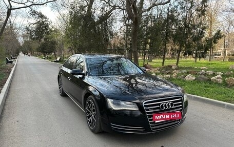 Audi A8, 2011 год, 1 460 000 рублей, 3 фотография
