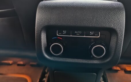 Volkswagen Sharan II, 2012 год, 1 200 000 рублей, 3 фотография