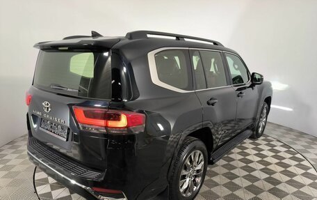 Toyota Land Cruiser, 2024 год, 17 700 000 рублей, 9 фотография