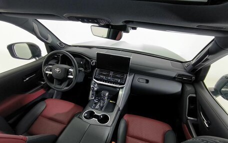 Toyota Land Cruiser, 2024 год, 17 700 000 рублей, 17 фотография