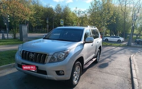 Toyota Land Cruiser Prado 150 рестайлинг 2, 2011 год, 3 300 000 рублей, 2 фотография
