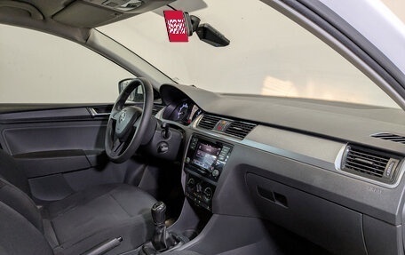Skoda Rapid I, 2017 год, 950 000 рублей, 11 фотография